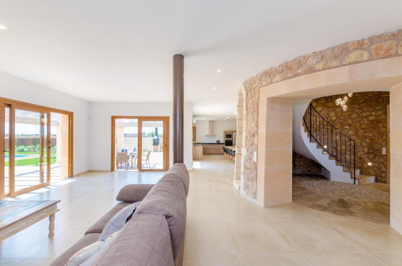 Es Moli D'En Sion Villa Sa Pobla Luaran gambar